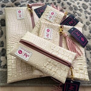 Elegant Cream Croc-Embossed Cosmetic Bag Set